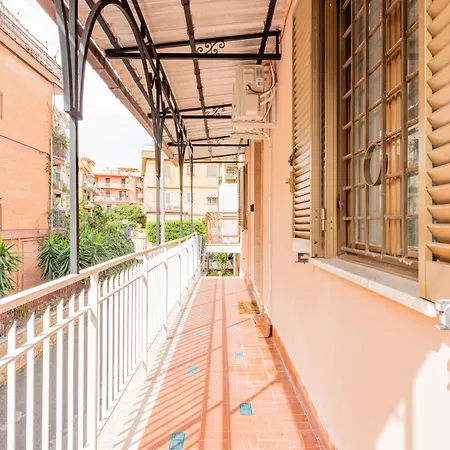 Apartment Casa - Vale's Little House *