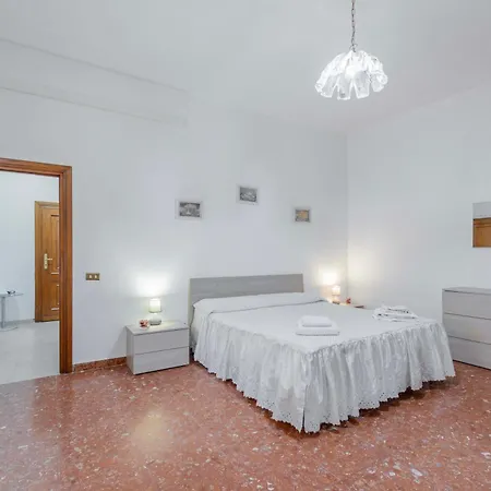 Apartment Casa - Vale's Little House *